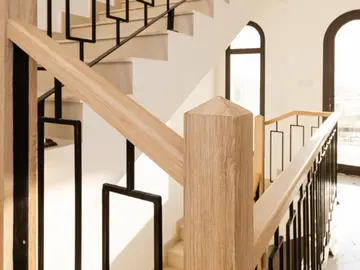 Treppe & Handlauf → Eiche Holzoptik