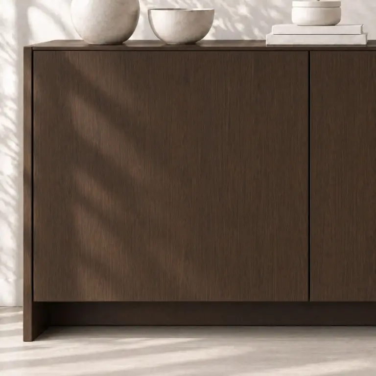 Raumbeispiel mit Dekorfolie Russet Nussbaum (NL29)