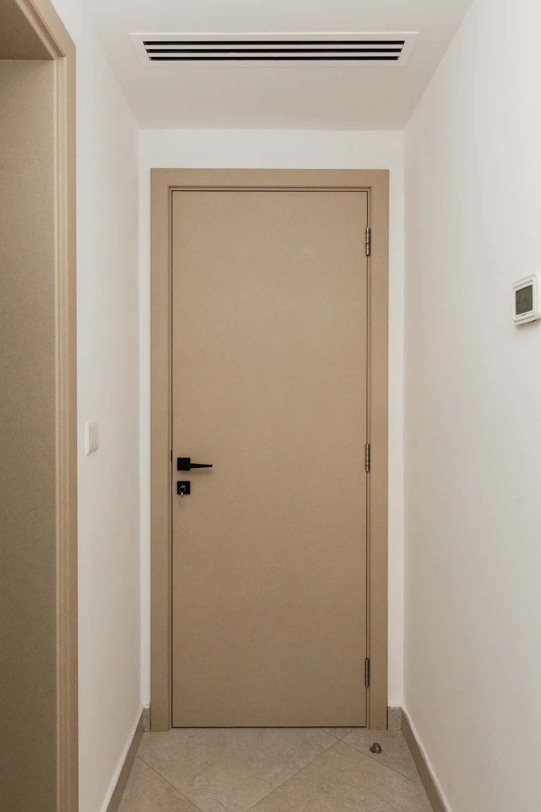 Zimmertür in Lederoptik
